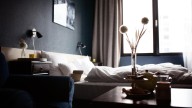Ni escritorio ni espejo: los muebles que debés tener en la habitación y los que no según el Feng Shui