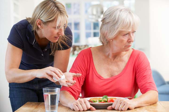Dear Annie: My brother and I clash over caring for mom