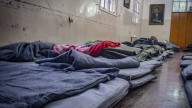 Abdul, joven refugiado que huyó de la guerra de Siria, ofrece su testimonio con la Fundación Lo Que De Verdad Importa: "Olíamos la muerte"