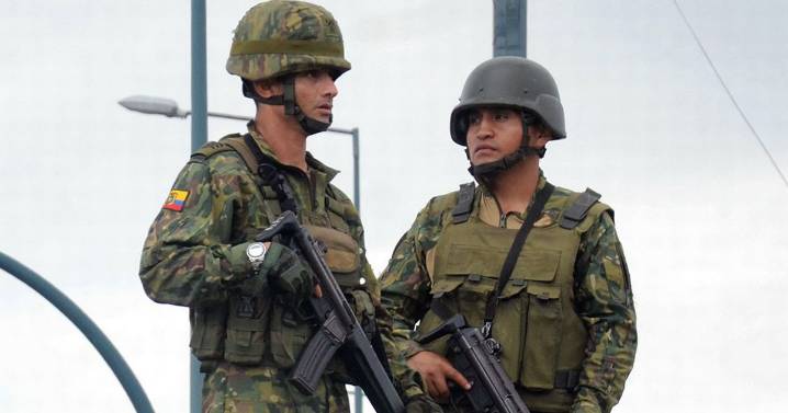 BREAKING Prison break massacre as inmates murder guard and 11 others with 6 officers kidnapped