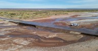 Rincón de los Sauces dejará de quedar aislado: construirán un puente sobre el arroyo Carranza