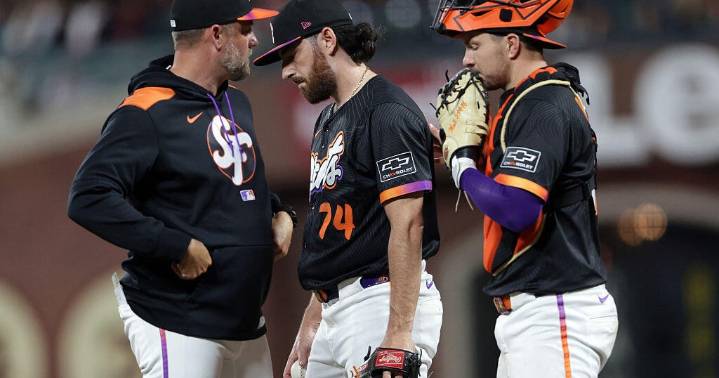 Giants eliminated from playoff contention after losing to Cardinals