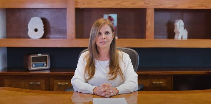 Llama Karla Planter al diálogo en la UdeG; rechaza demandas que ponen en riesgo la vida universitaria