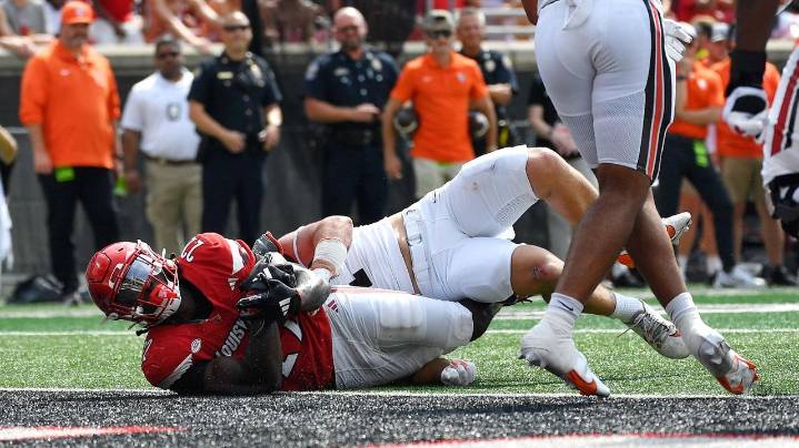 Louisville uses backup plan to beat Bowling Green 40