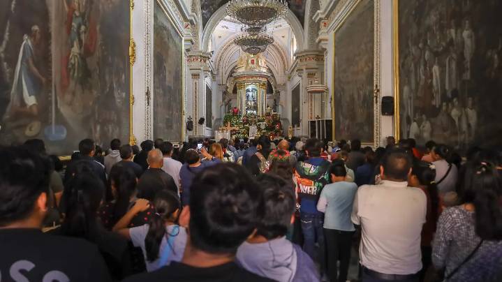 [Video] Peregrinos de San Miguel superan por mucho a visitantes de Cacaxtla, en Nativitas