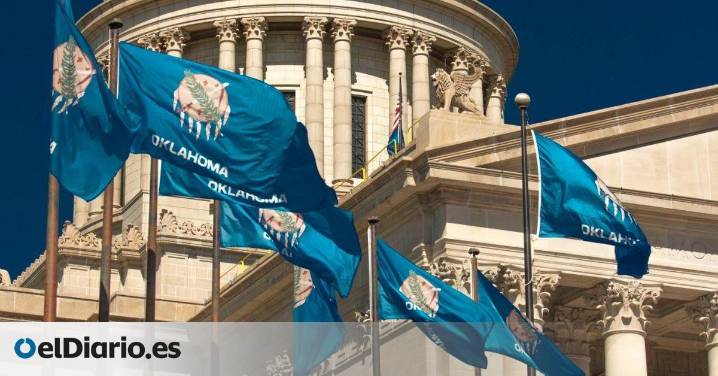 Oklahoma hará exámenes a los nuevos profesores para evitar contratar a "adoctrinadores marxistas"