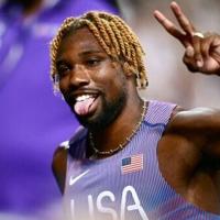 'World's fastest anime fan' Lyles in element at Tokyo worlds