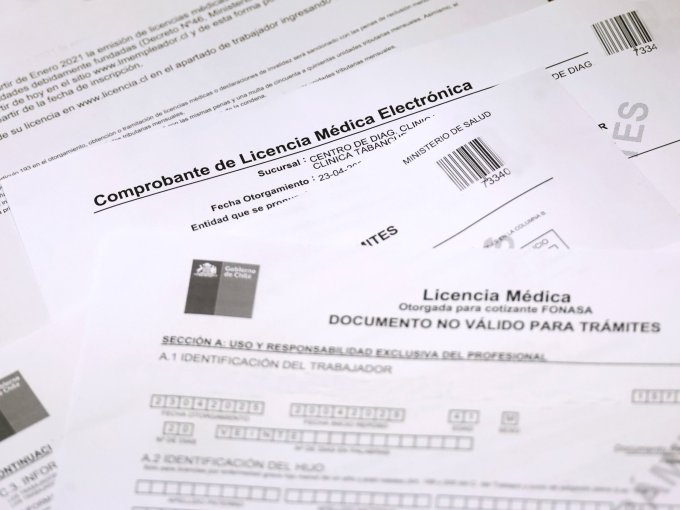 Formalizan a médicos extranjeros que se autoemitieron licencias falsas y dejaron sin atención el Cesfam de Pemuco