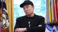 Tesla ofrece pagar $1 billón a Elon Musk si cumple con ambiciosas metas
