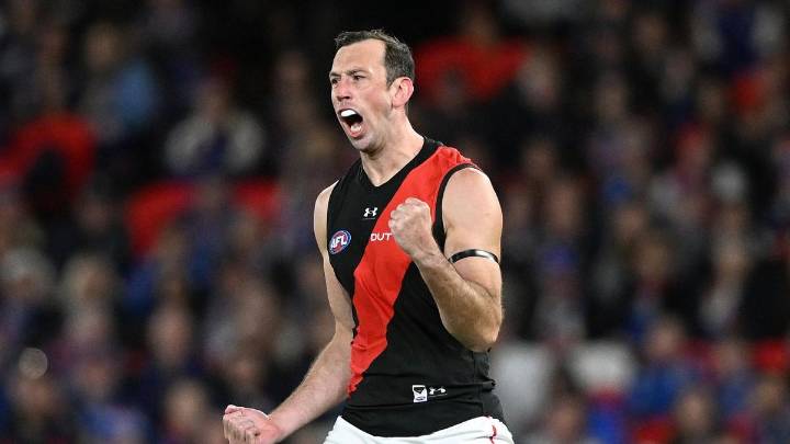 Todd Goldstein keen to play on as 345-game AFL veteran as Jayden Laverde delisted by Essendon
