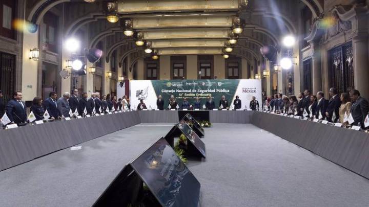 Sheinbaum pide a gobernadores ‘aterrizar’ estrategia nacional de seguridad
