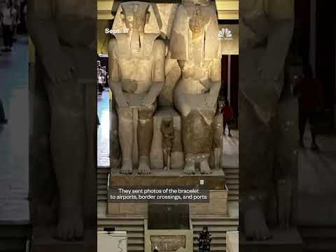 Pharaoh’s bracelet missing from museum in Egypt