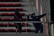 Buenos Aires prohibe ingreso a sus estadios de hinchas U de Chile por desmanes en Copa Sudamericana
