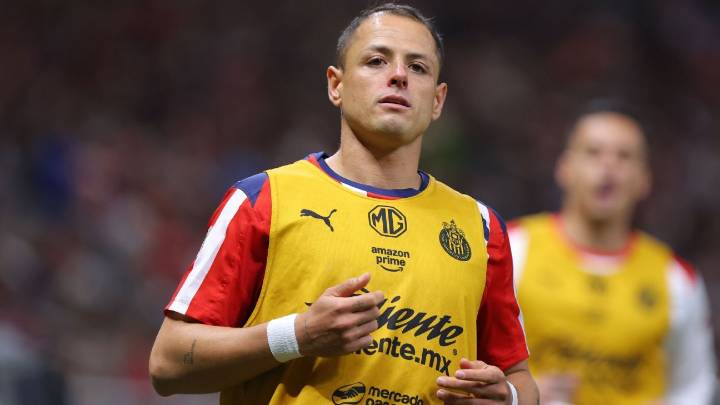 'Chicharito' Hernández, ¿cerca de su último Clásico Nacional?