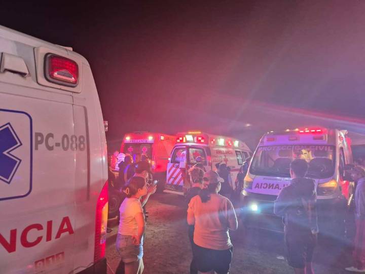 CAEN ABANICOS DE CASTILLO DE PIROTECNIA EN SAN SEBASTIÁN XOLALPA, TEOTIHUACÁN; 28 LESIONADAS