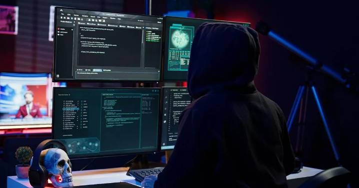 MI6's dark web plan to recruit Russians as spies as they say 'our door is open'