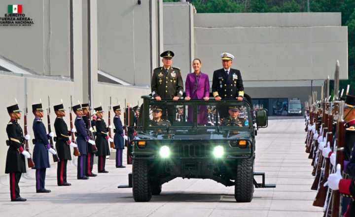 Llama general Ricardo Trevilla a militares a mantener compromiso y lealtad con la patria