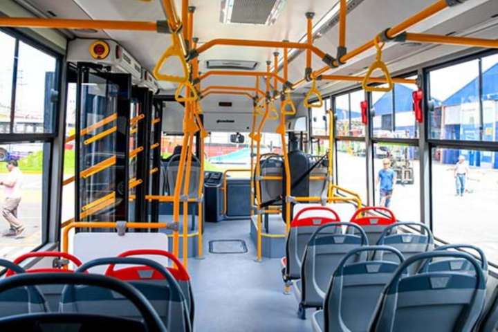 MTC comprará 16 mil cámaras para usar dentro y fuera de 8 mil buses de transporte público