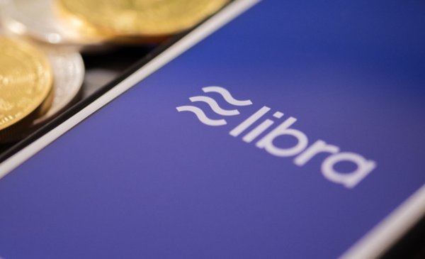 La comisión investigadora le envió 9 a Milei para que aclare su participación en el caso Libra