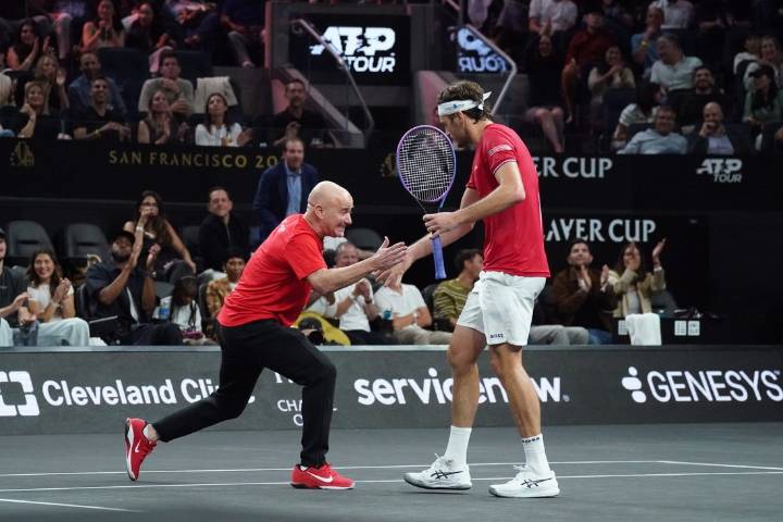 Deadspin | ATP roundup: Taylor Fritz tops Carlos Alcaraz at Laver Cup