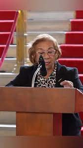 Rosa Villavicencio actúa en defensa de la soberanía y renuncia a su visa