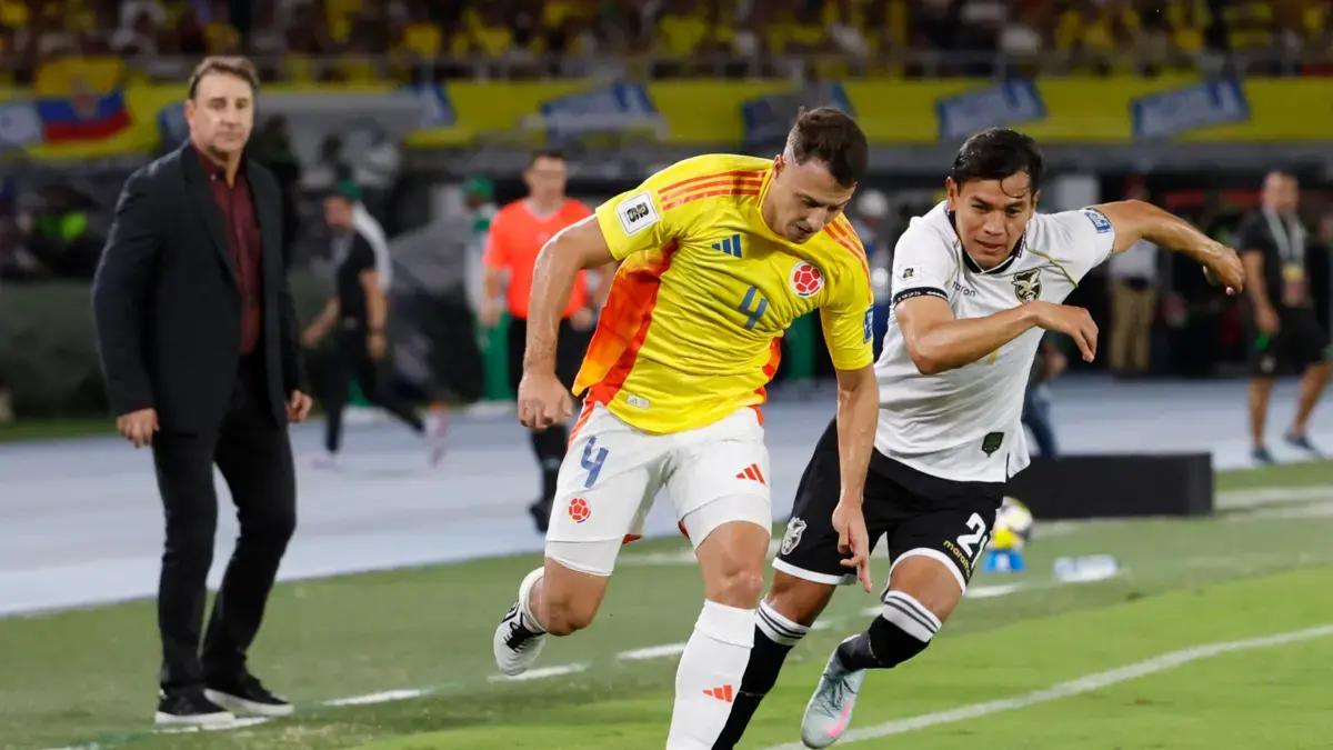 Santiago Arias no se confía y sigue con la cabeza puesta en quedar en la lista para el Mundial: 'Acá nadie tiene el puesto ganado'