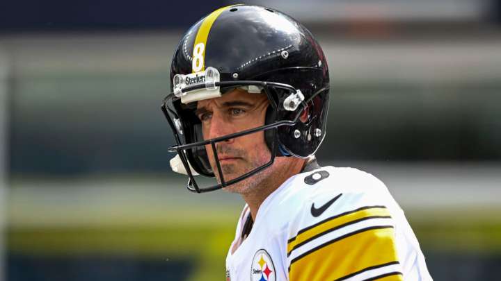 Steelers' Aaron Rodgers moves up all-time passing yards list 
