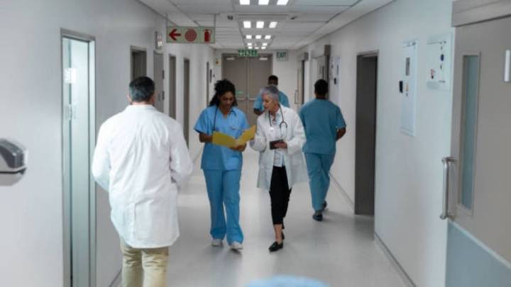 Plan sectorial de salud 2025-2023: analistas advierten "carta de buenos deseos" si no hay financiamiento