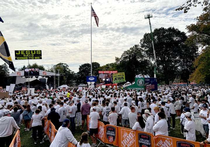 Penn State-Oregon: ESPN's 'College GameDay' gets part started in Happy Valley