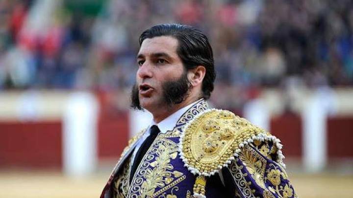 Morante se cae del cartel de Valladolid tras la cornada de Pontevedra