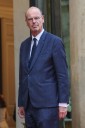 Fitch rebaja la deuda de Francia un escalón por la degradación de sus finanzas públicas