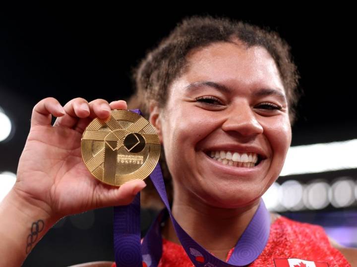 Camryn Rogers wins gold, sets Canadian hammer throw record