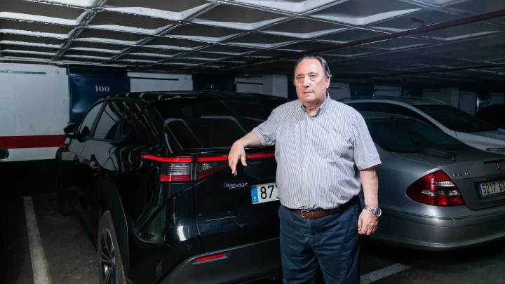 Fin a "meses de tortura" para un zaragozano al que no dejaban recargar el coche en el garaje