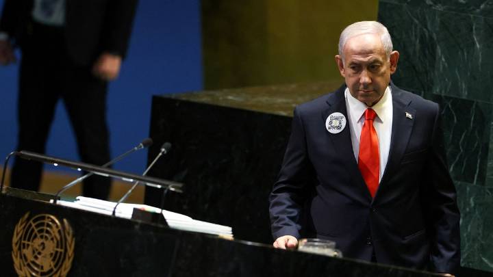 Netanyahu fue abucheado en la Asamblea de la ONU El primer ministro israelí defendió la ofensiva sobre la Franja, negó el genocidio y descartó rotundamente la posibilidad de reconocer un Estado palest