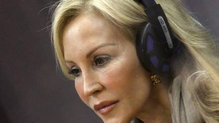 Carmen Lomana responde tajante a la polémica de María Pombo: "Te puede hacer más listo"