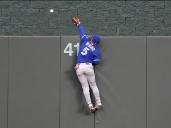 Playoff clincher will have to wait after another Jays loss