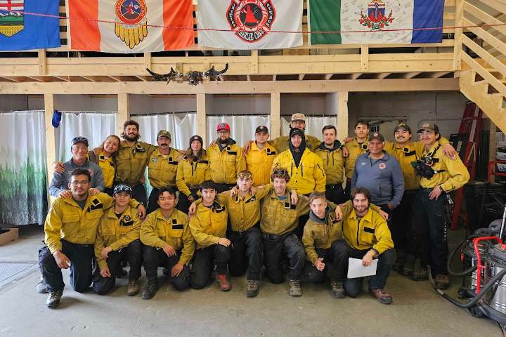 Yukon First Nations Wildfire crew bound for N.W.T. blaze