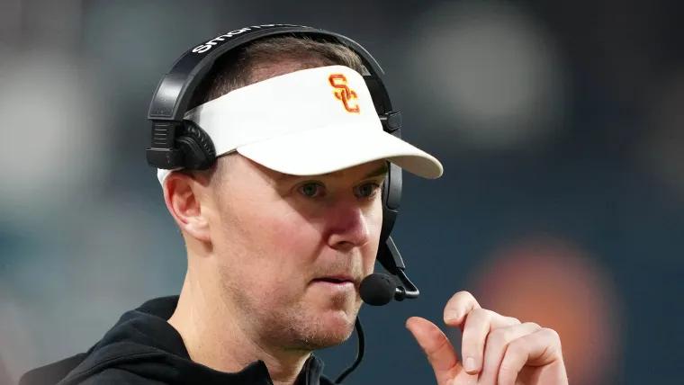 USC clock management controversy, explained: Lincoln Riley responds to criticism after Trojans' late loss to Illinois