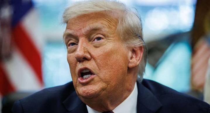 Trump confirma destrucción de tres embarcaciones frente a Venezuela y Maduro advierte “agresión militar”