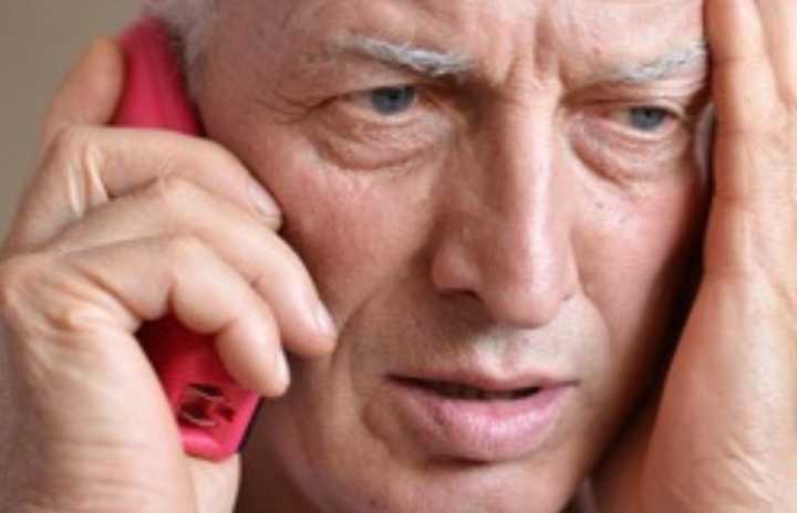 El Teléfono de la Esperanza atiende casi 3.500 llamadas en Asturias en lo que va de 2025