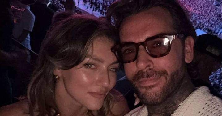 Pete Wicks 'snogs mystery woman' in restaurant days before Jowita Przystal 'romance'