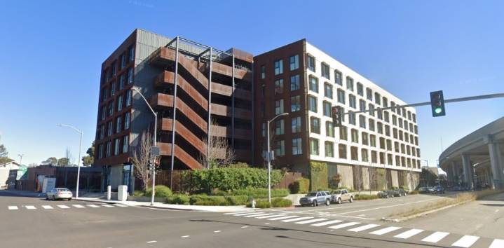 Oakland apartment deal suggests ongoing weakness for East Bay housing