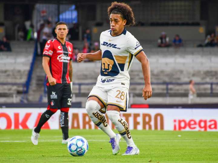 Pumas logra triunfo sobre Atlas 1