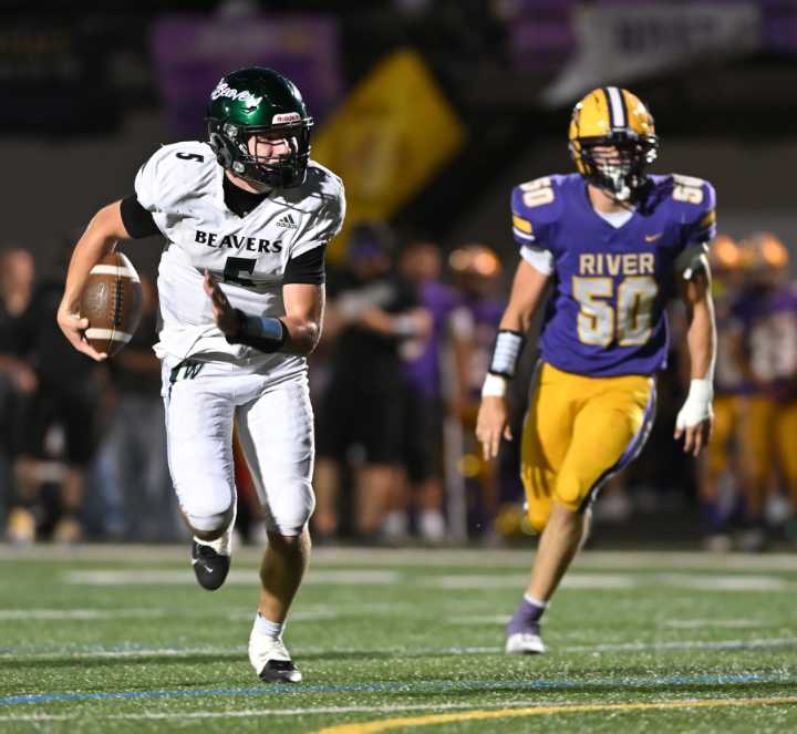 Prep football notebook: Big gains for Woodland’s ground attack