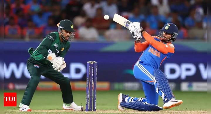 India vs Pakistan Live Score, Asia Cup 2025 Final: First