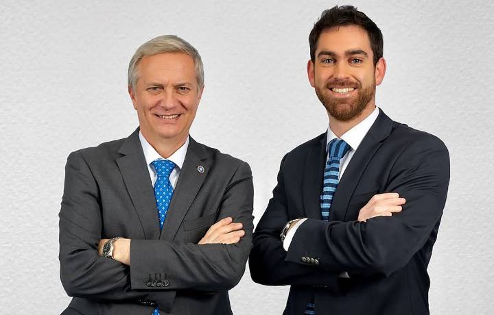 El hijo de Kast, ‘Toño’: cuando la piña en la pizza es tu rasgo más liberal