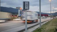 ¿Cuánto cuesta un radar y qué multa te pueden poner por romper uno?
