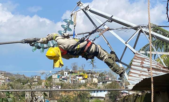 Por falla en línea de transmisión, apagón en 3 estados, informa Sheinbaum