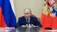 Putin makes bombshell NUCLEAR offer to Trump while blood soaked tyrant continues to dither on bringing peace to Ukraine