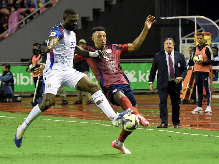 Miguel Herrera descarta dimitir; ‘sería lo más cobarde’